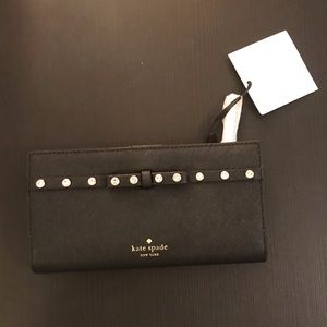 Black Kate Spade wallet